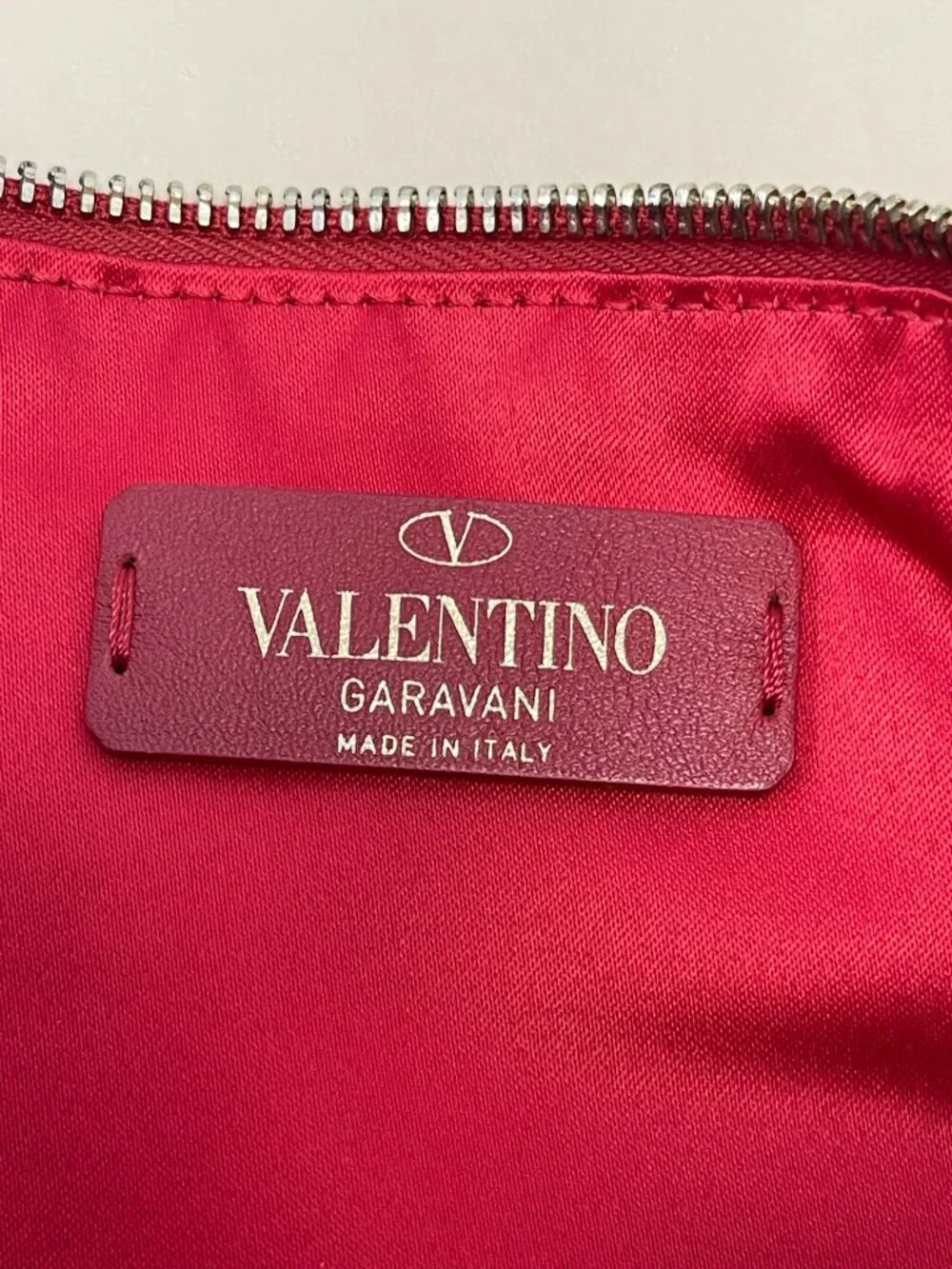 Valentino Garavani White & Red Lipstick Print Leather Large Pouch - Preowned